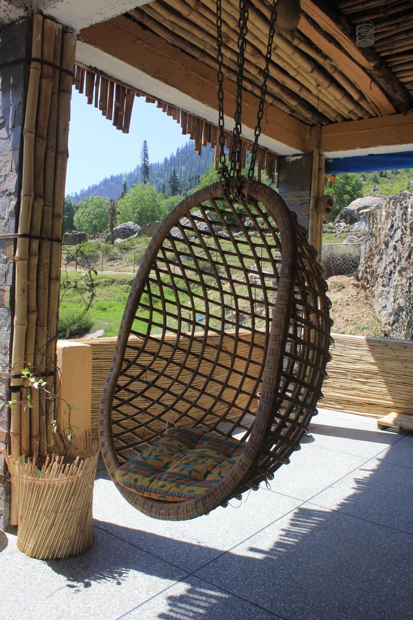 Khana Badosh Resort Kalam Экстерьер фото